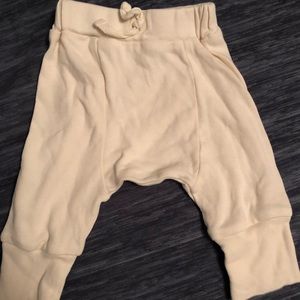 Great oatmeal color. Great condition.